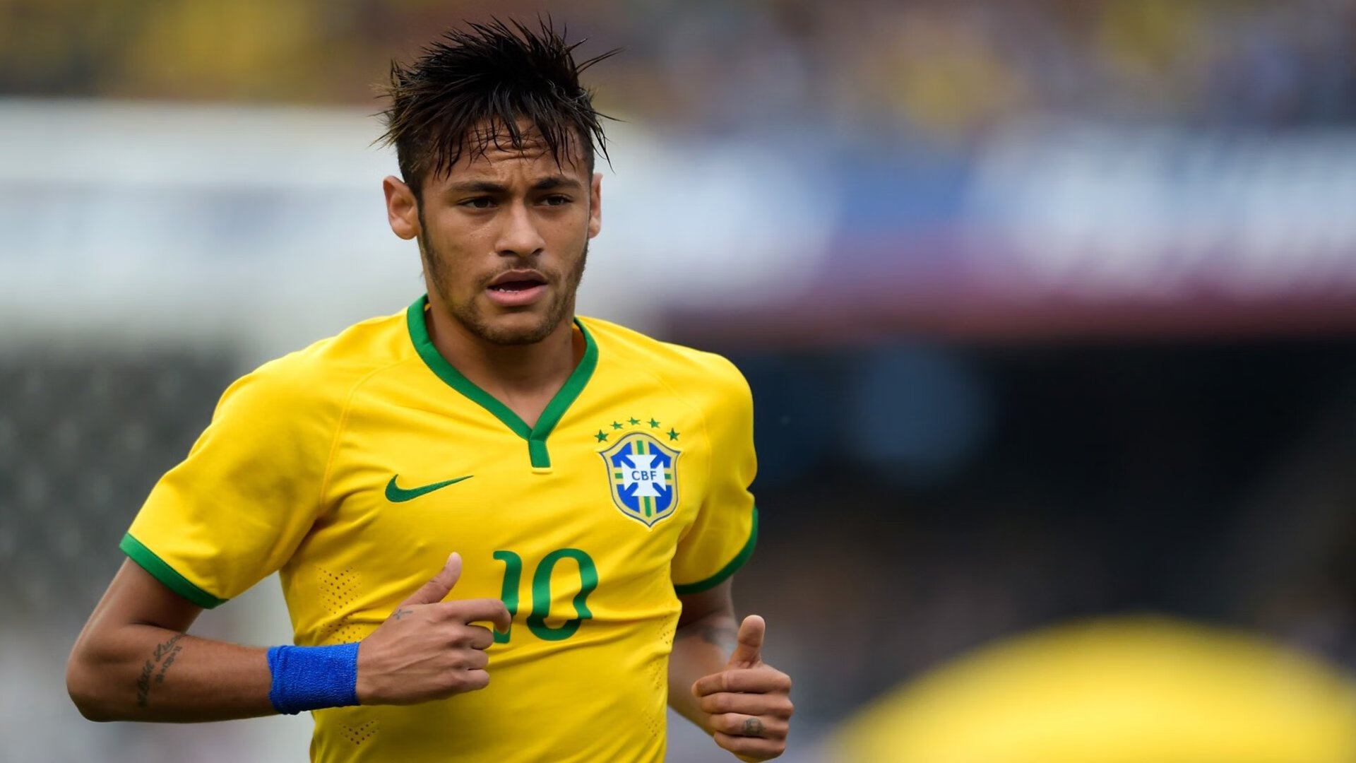 英超激战不断：每场都精彩纷呈！，英超激战不断_每场都精彩纷呈的比赛